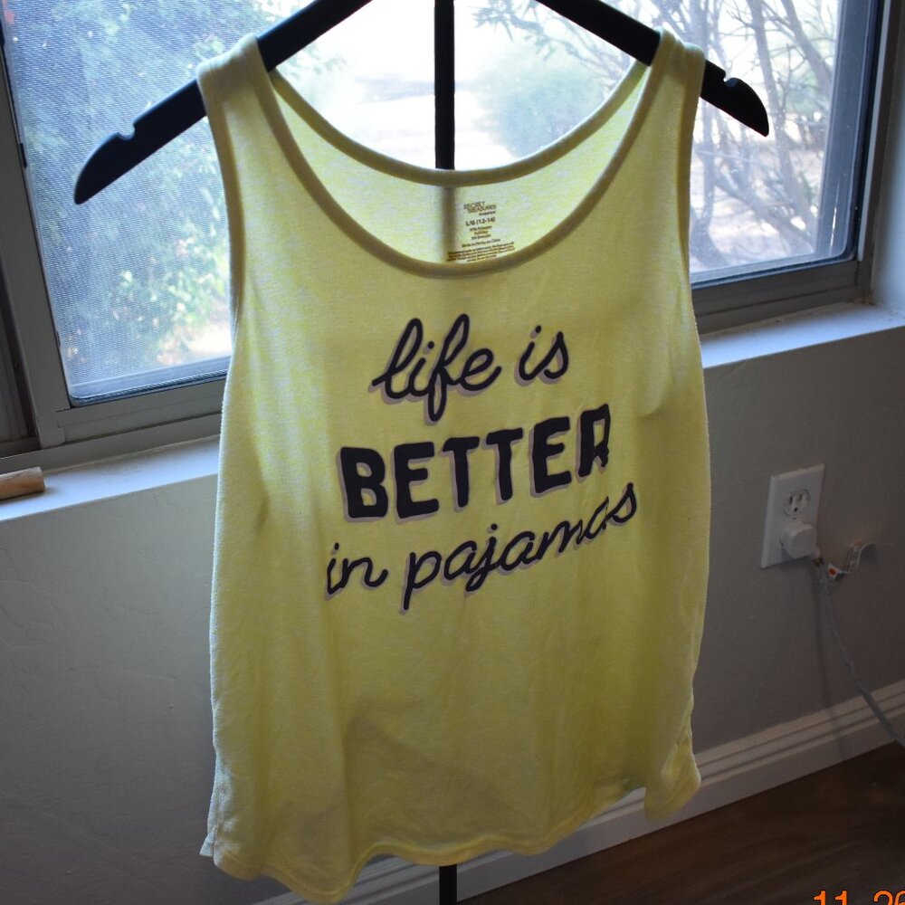 Secret Treasures Pajamas Shorts and Tank Top Size Large